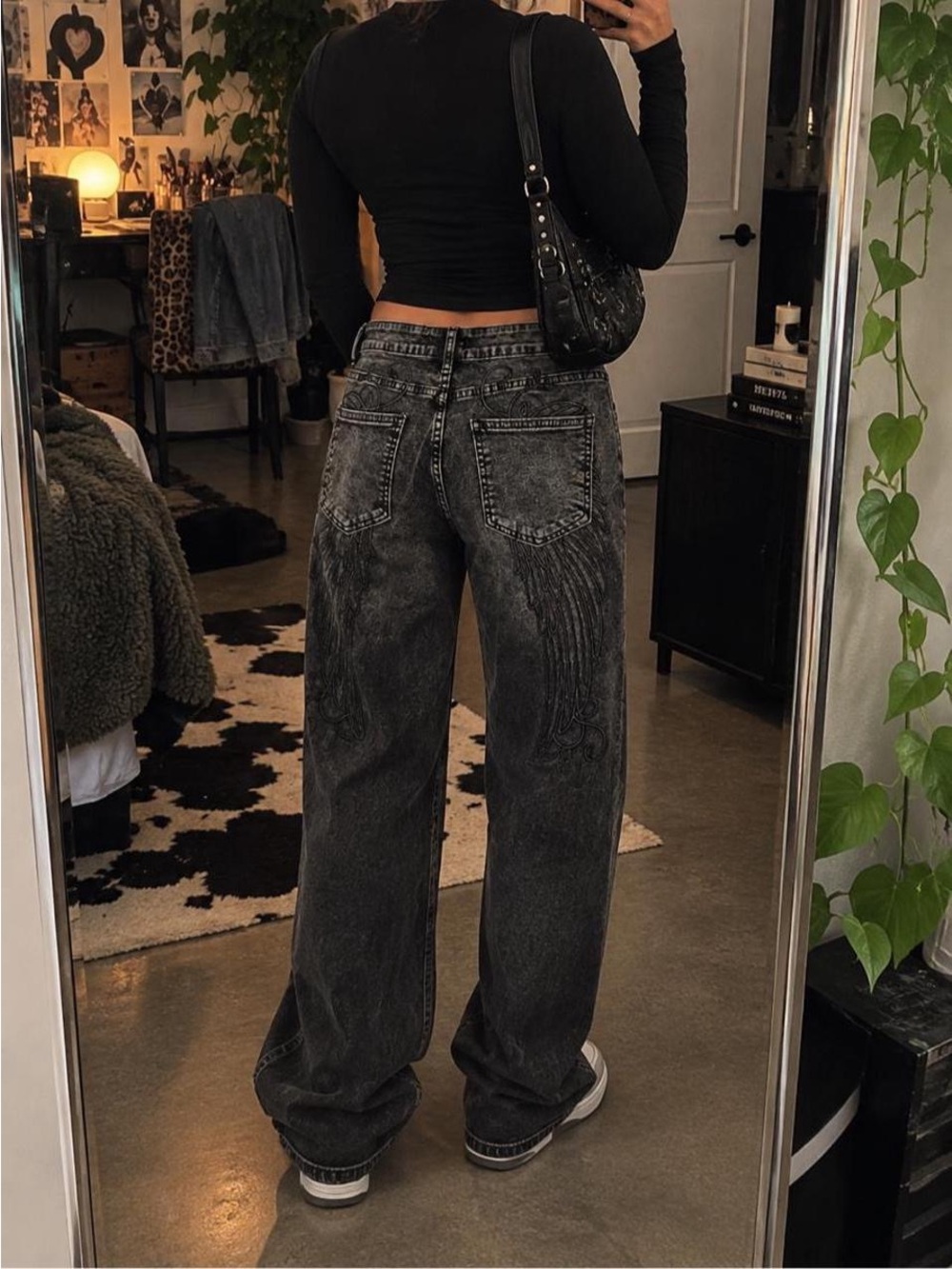 Y2K angel wings High-Rise Women’s Jeans in Washed Black